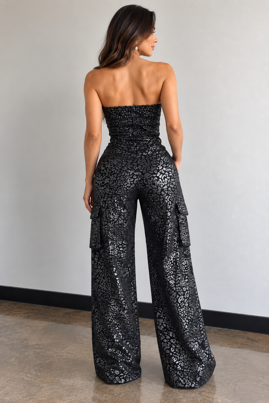 Enterizo animal print en denim stretch, vista posterior